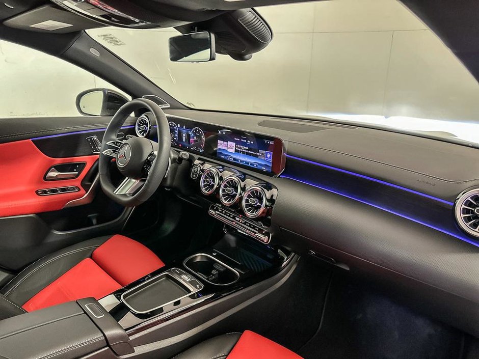 2025 Mercedes-Benz CLA 250 4MATIC