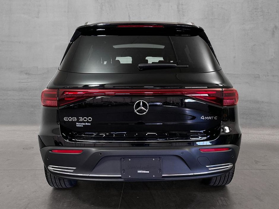 2025 Mercedes-Benz EQB 300 4M