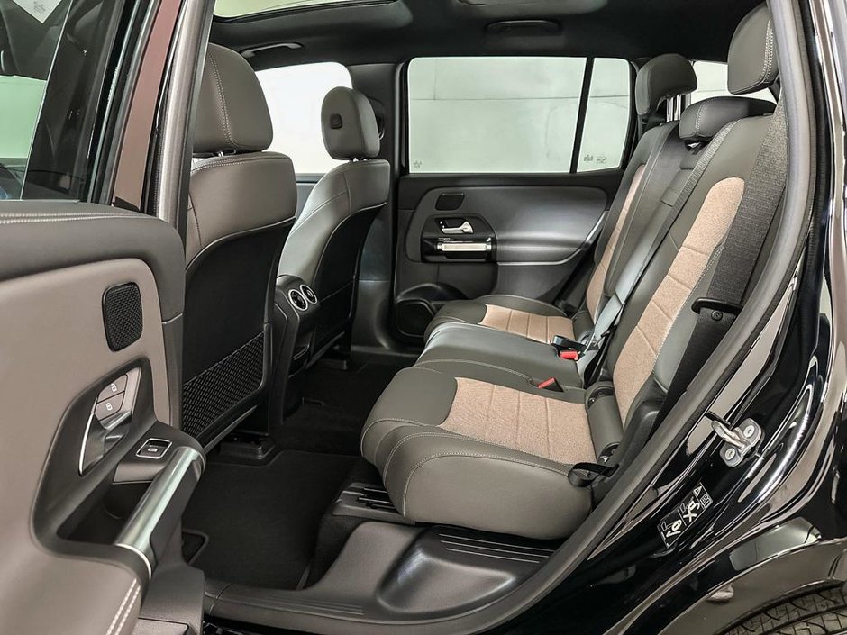 2025 Mercedes-Benz EQB 300 4M
