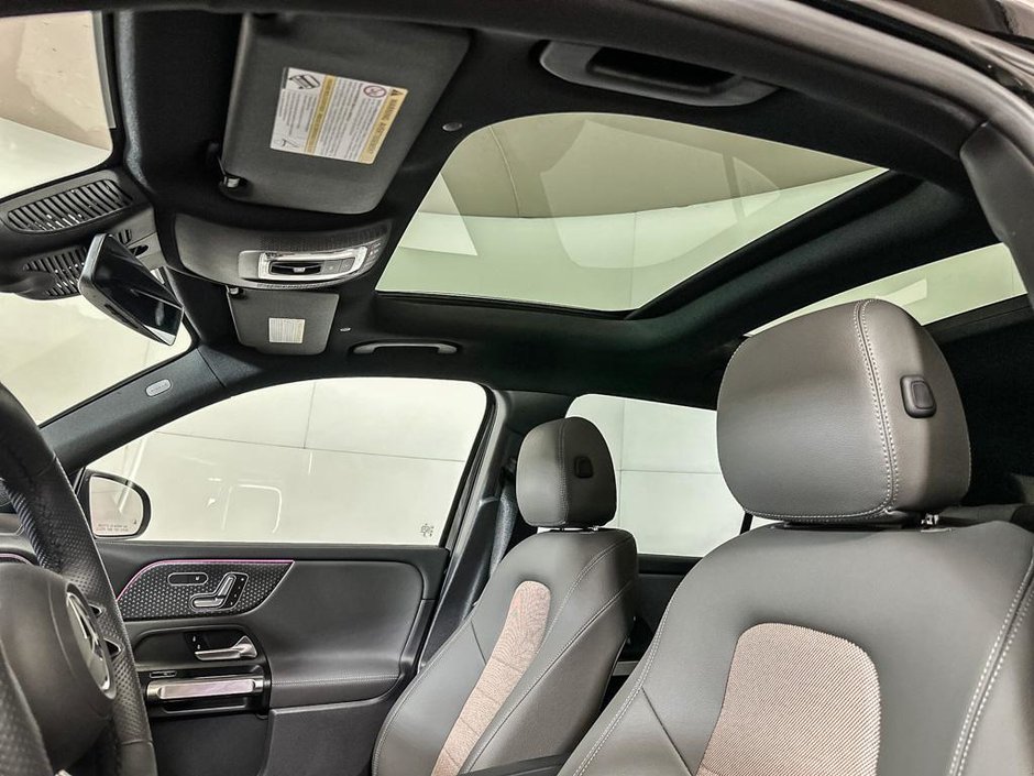 2025 Mercedes-Benz EQB 300 4M