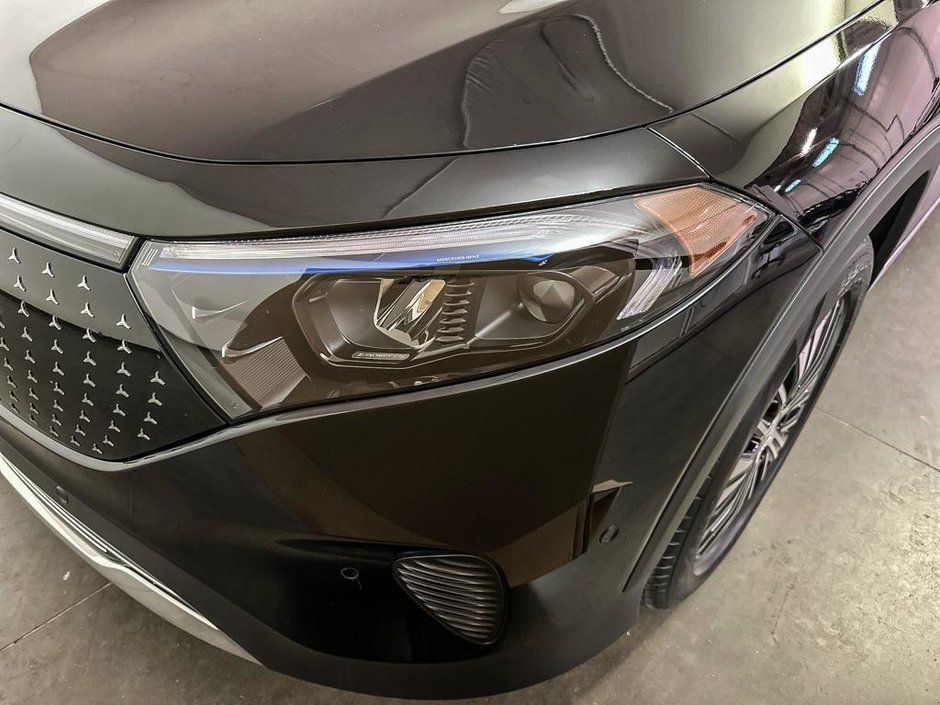 2025 Mercedes-Benz EQB 300 4M