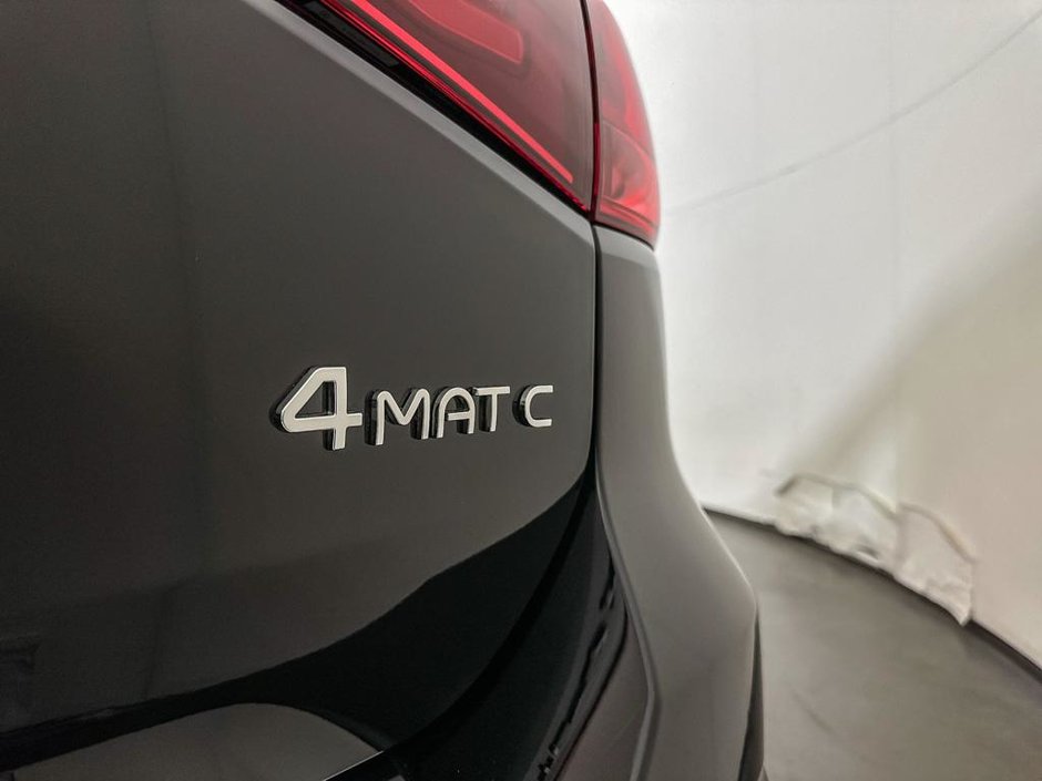 2025 Mercedes-Benz EQB 300 4M