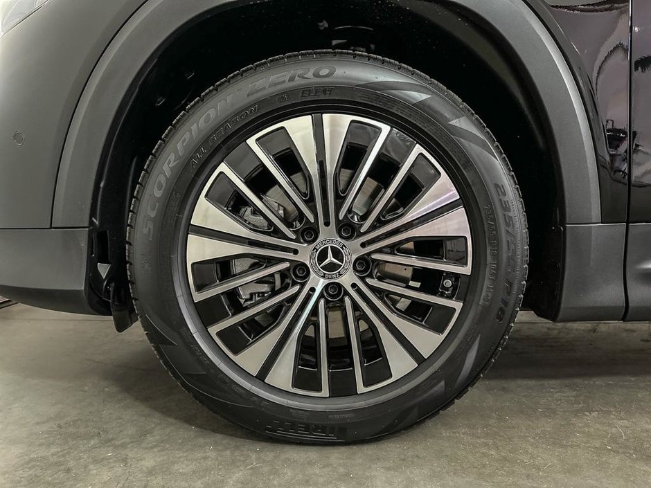 2025 Mercedes-Benz EQB 300 4M