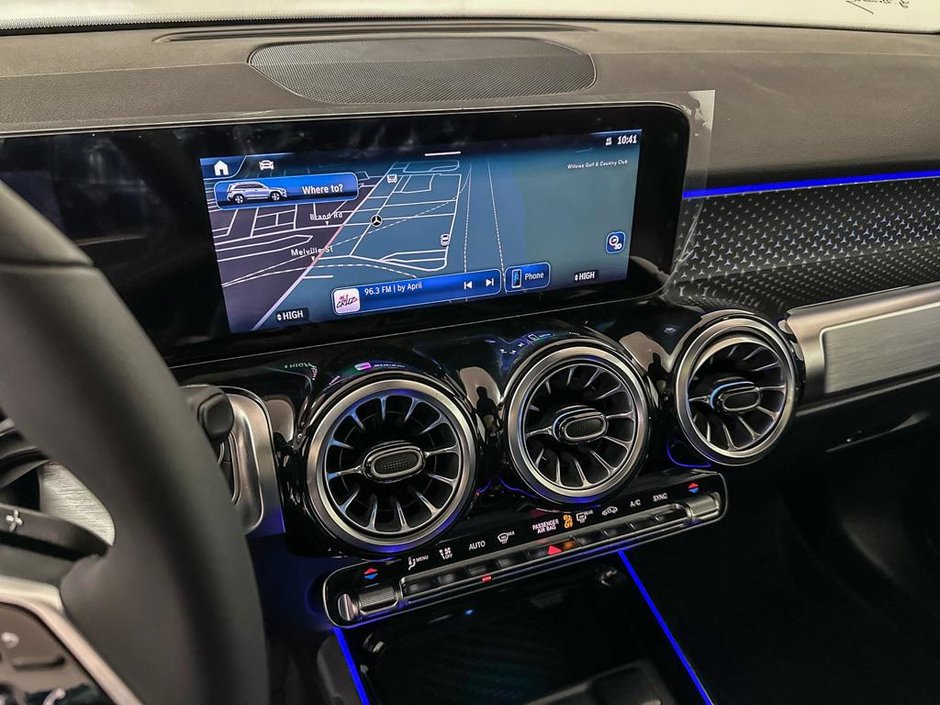 2026 Mercedes-Benz GLB 250 4MATIC
