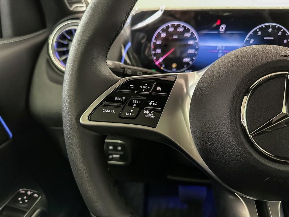 2026 Mercedes-Benz GLB 250 4MATIC SUV