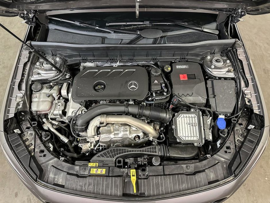 2026 Mercedes-Benz GLB 250 4MATIC SUV