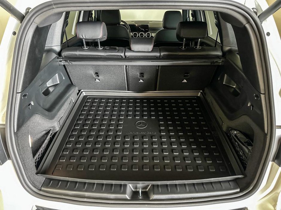 2026 Mercedes-Benz GLB 250 4MATIC SUV
