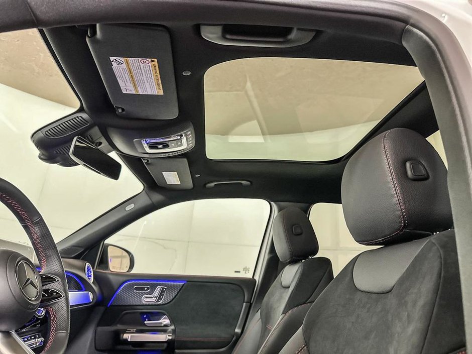 2026 Mercedes-Benz GLB 250 4MATIC SUV