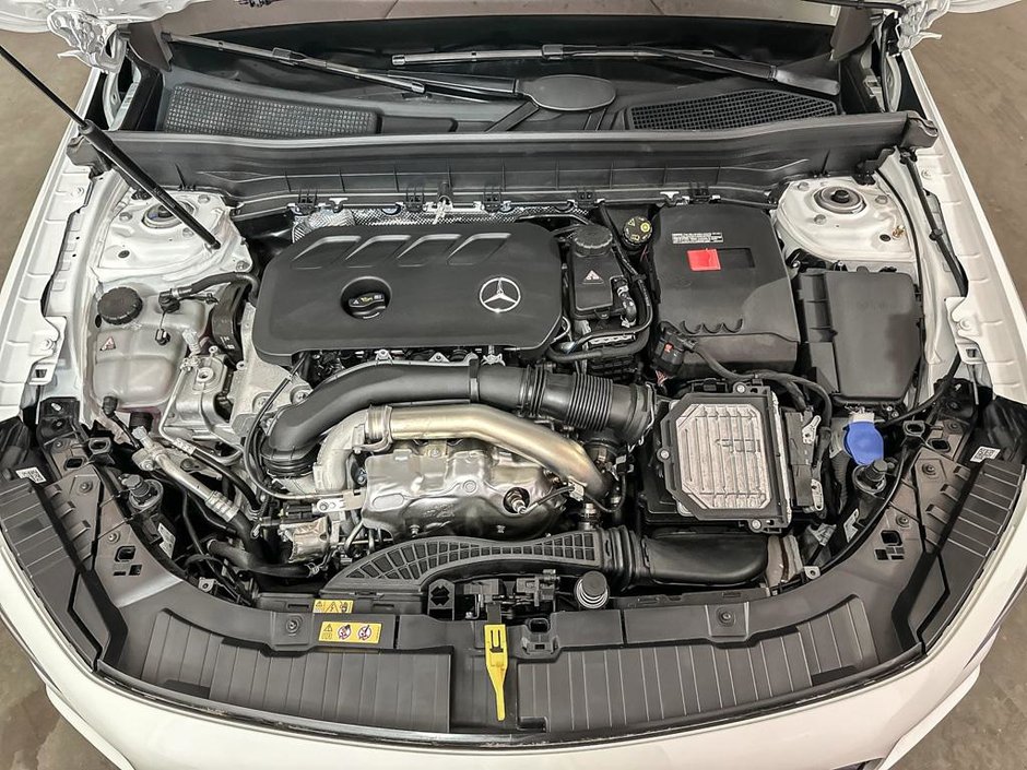 2026 Mercedes-Benz GLB 250 4MATIC SUV