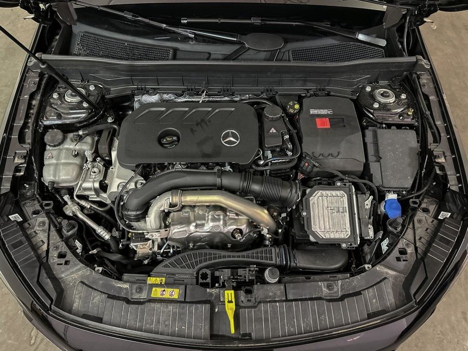 2026 Mercedes-Benz GLB 250 4MATIC SUV