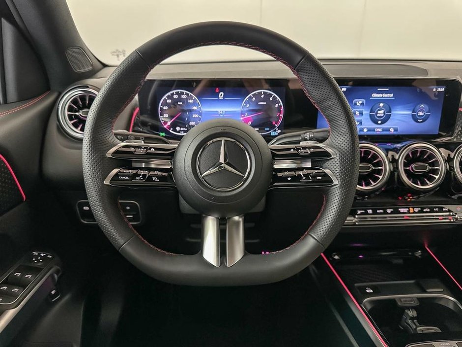 2026 Mercedes-Benz GLB 250 4MATIC SUV