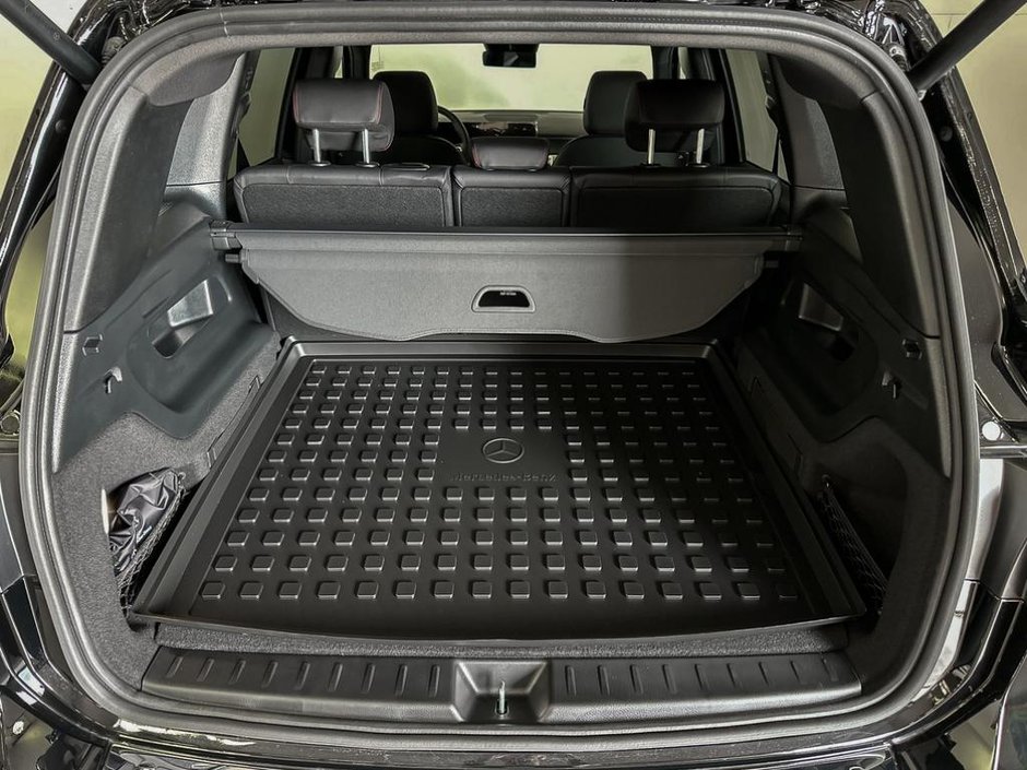 2026 Mercedes-Benz GLB 250 4MATIC SUV