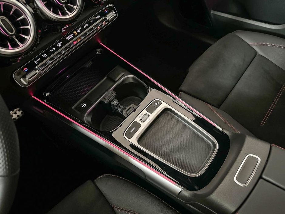 2026 Mercedes-Benz GLB 250 4MATIC SUV