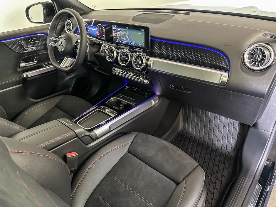 2026 Mercedes-Benz GLB 250 4MATIC SUV