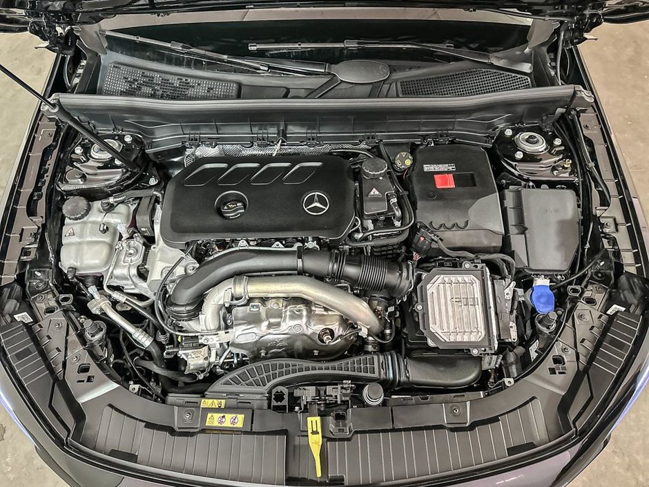 2026 Mercedes-Benz GLB 250 4MATIC SUV