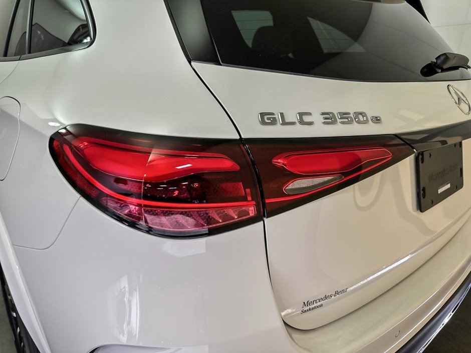 2026 Mercedes-Benz GLC Plug-in Hybrid 350e 4MATIC