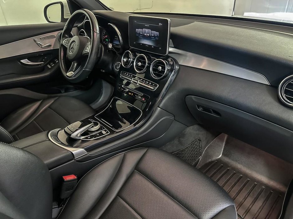 2019 Mercedes-Benz GLC 300