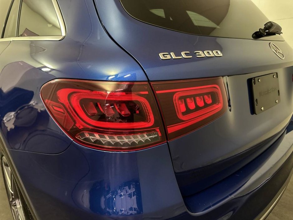 2022 Mercedes-Benz GLC 300