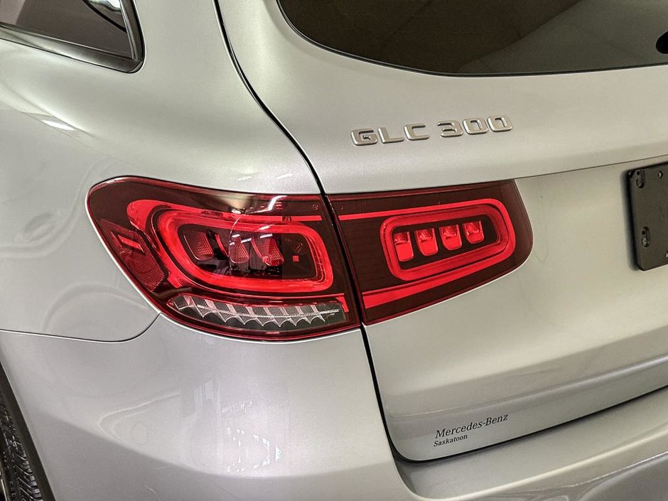 2022 Mercedes-Benz GLC 300