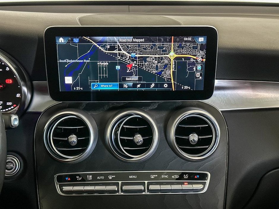 2022 Mercedes-Benz GLC 300