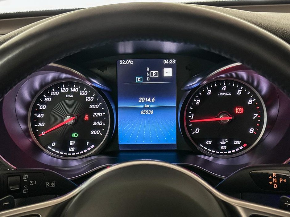 2022 Mercedes-Benz GLC 300