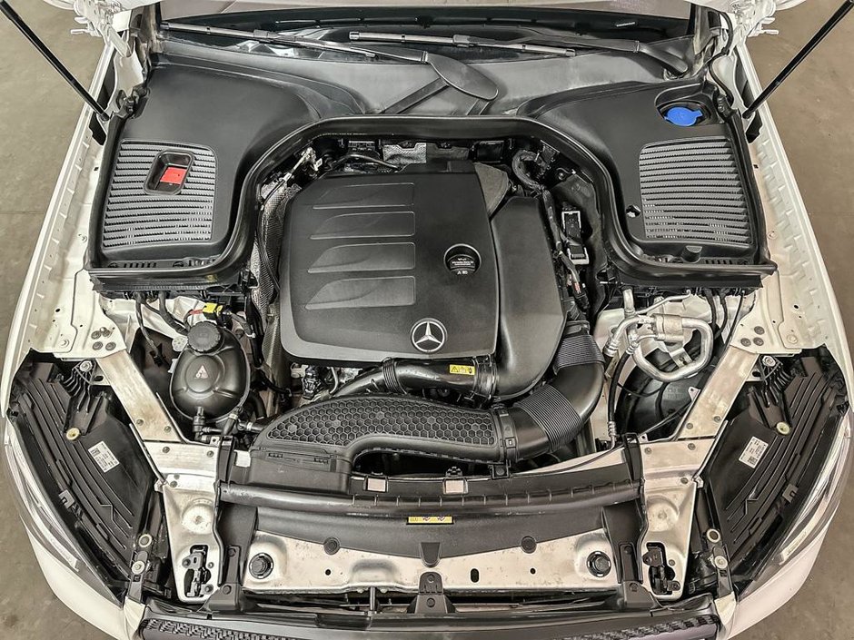 2022 Mercedes-Benz GLC 300