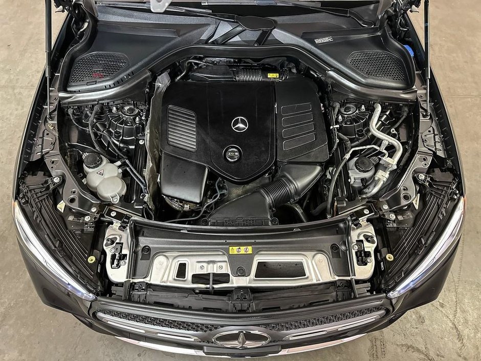 2023 Mercedes-Benz GLC 300