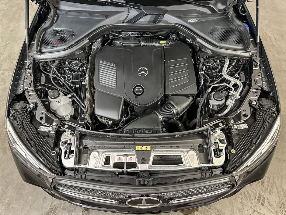 2023 Mercedes-Benz GLC 300