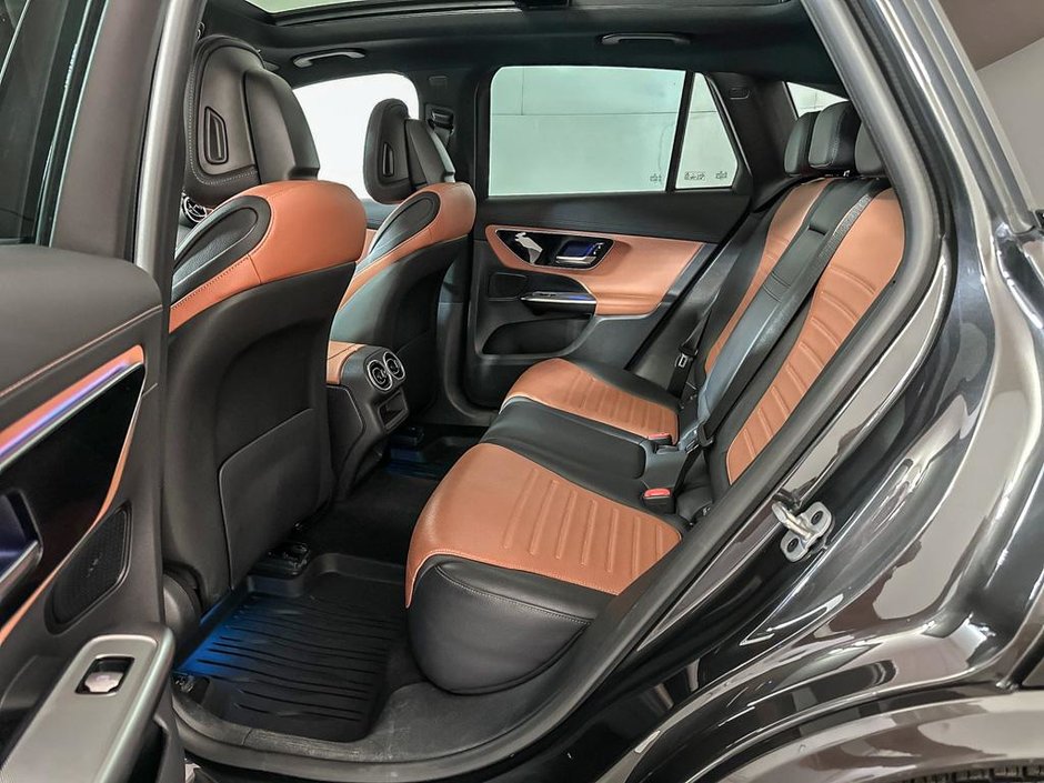 2023 Mercedes-Benz GLC 300