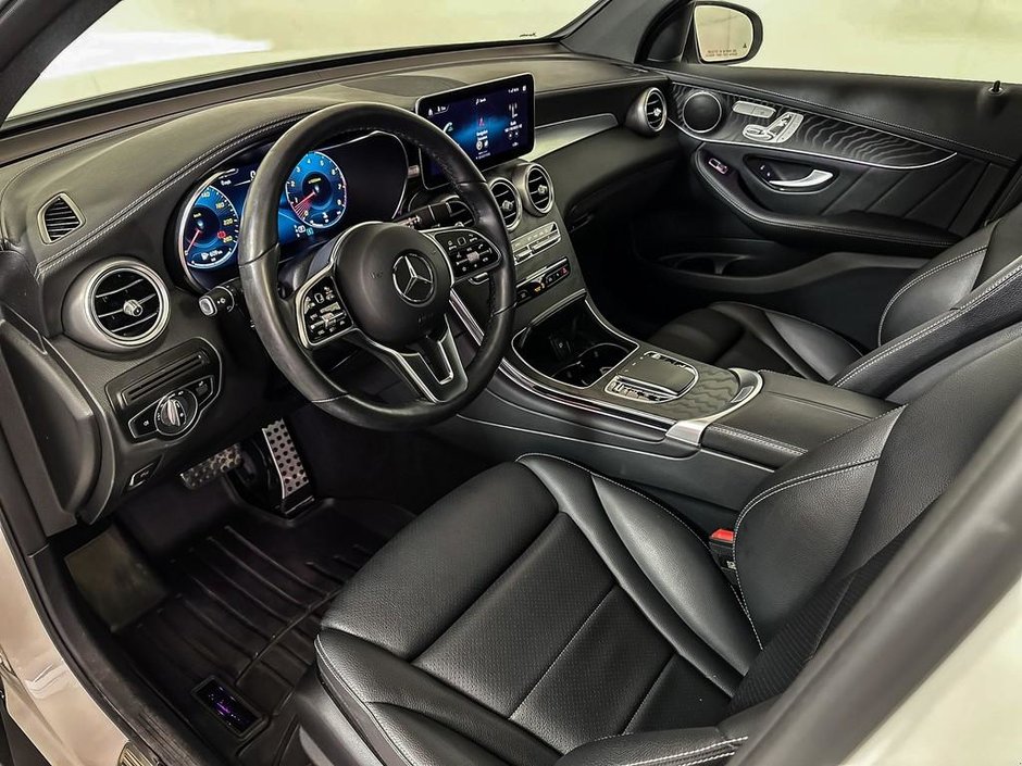 2023 Mercedes-Benz GLC 300