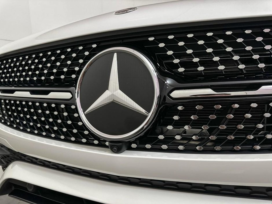 2023 Mercedes-Benz GLC 300