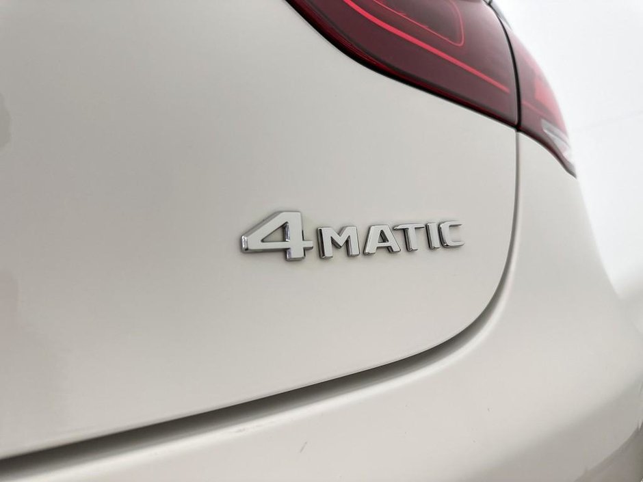 2023 Mercedes-Benz GLC 300