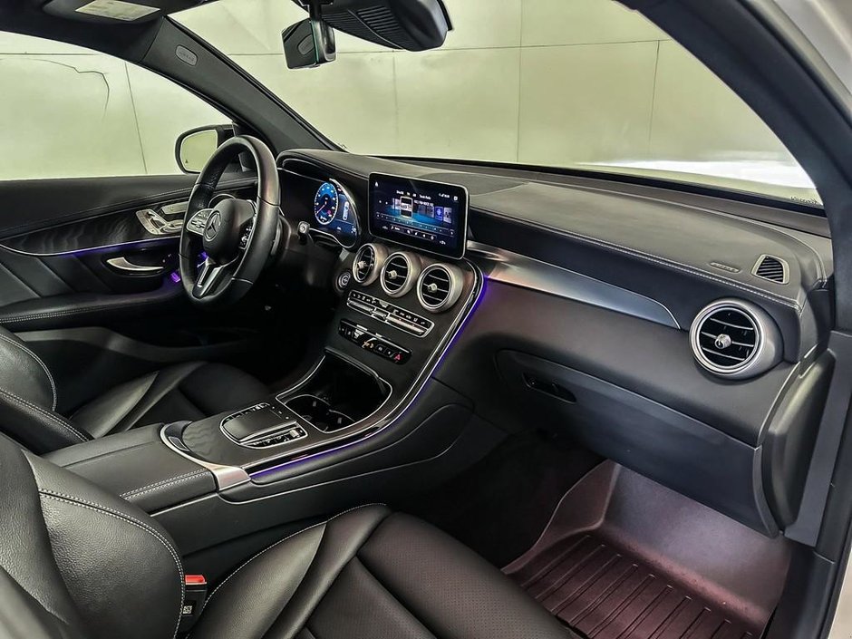 2023 Mercedes-Benz GLC 300