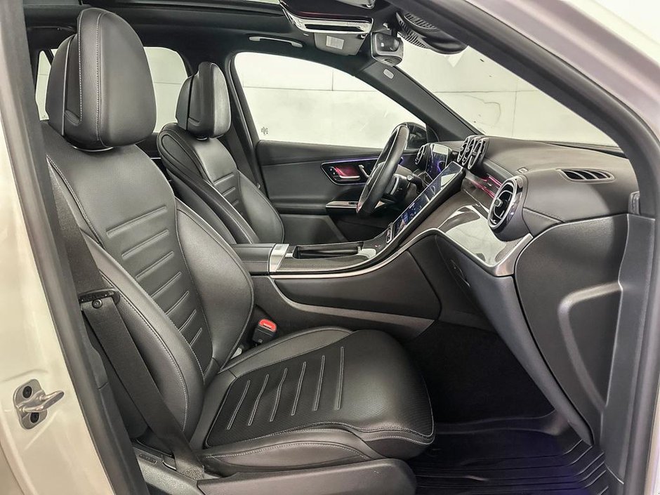 2023 Mercedes-Benz GLC 300