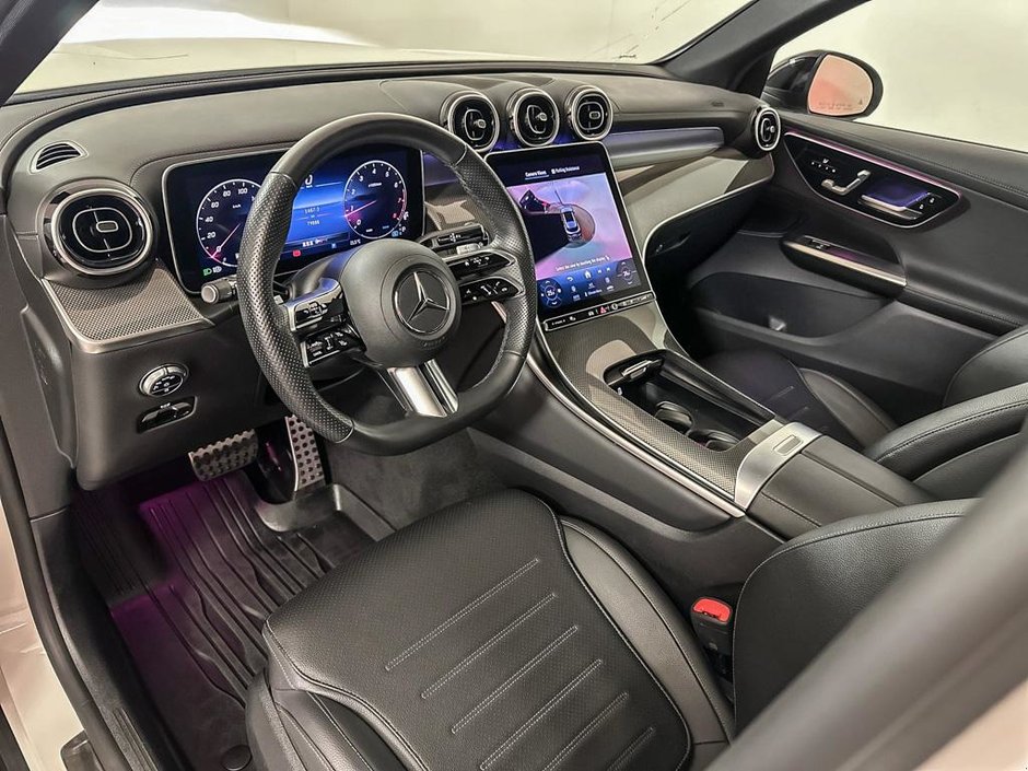 2023 Mercedes-Benz GLC 300
