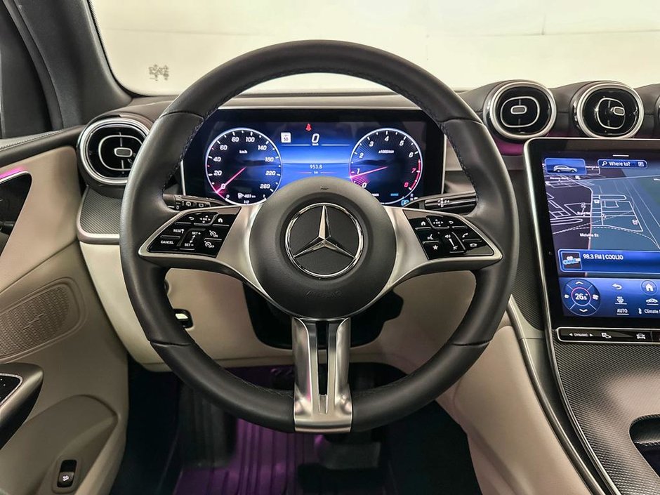 2024 Mercedes-Benz GLC 300
