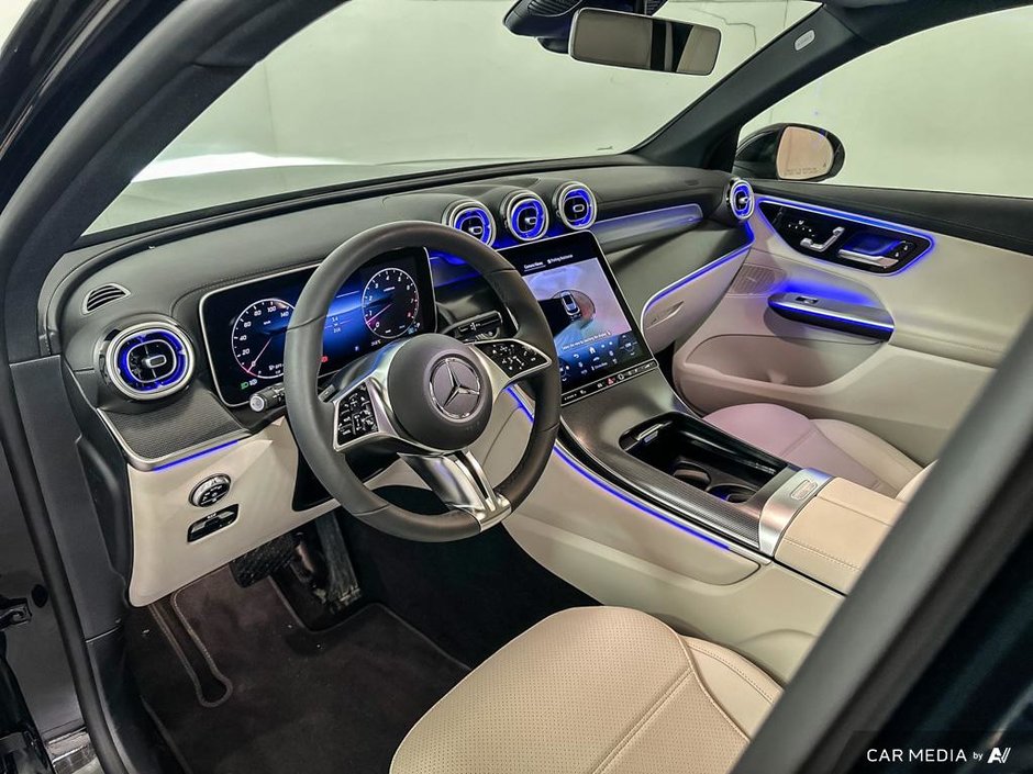 2025 Mercedes-Benz GLC 300 4MATIC