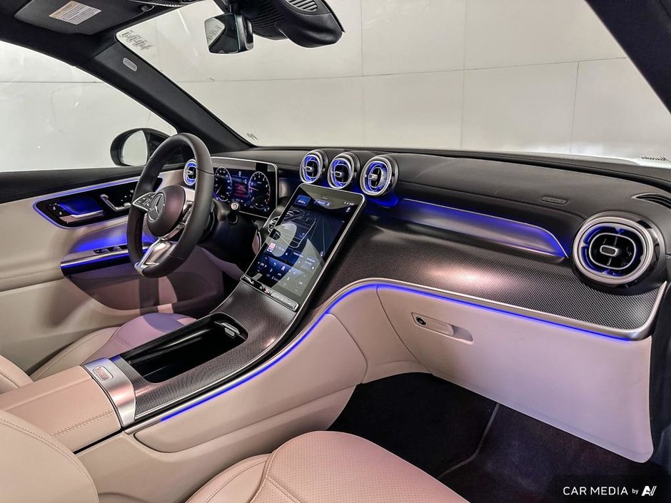 2025 Mercedes-Benz GLC 300 4MATIC