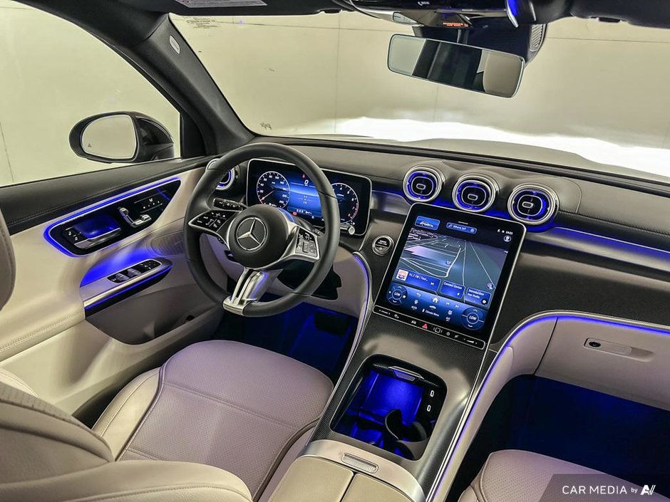 2025 Mercedes-Benz GLC 300 4MATIC