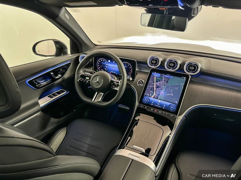 2025 Mercedes-Benz GLC 300 4MATIC