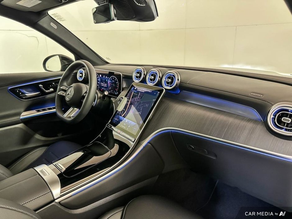 2025 Mercedes-Benz GLC 300 4MATIC