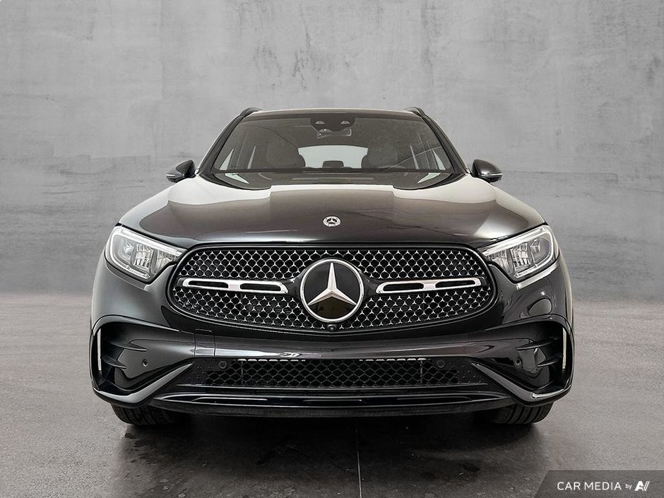 2025 Mercedes-Benz GLC 300 4MATIC