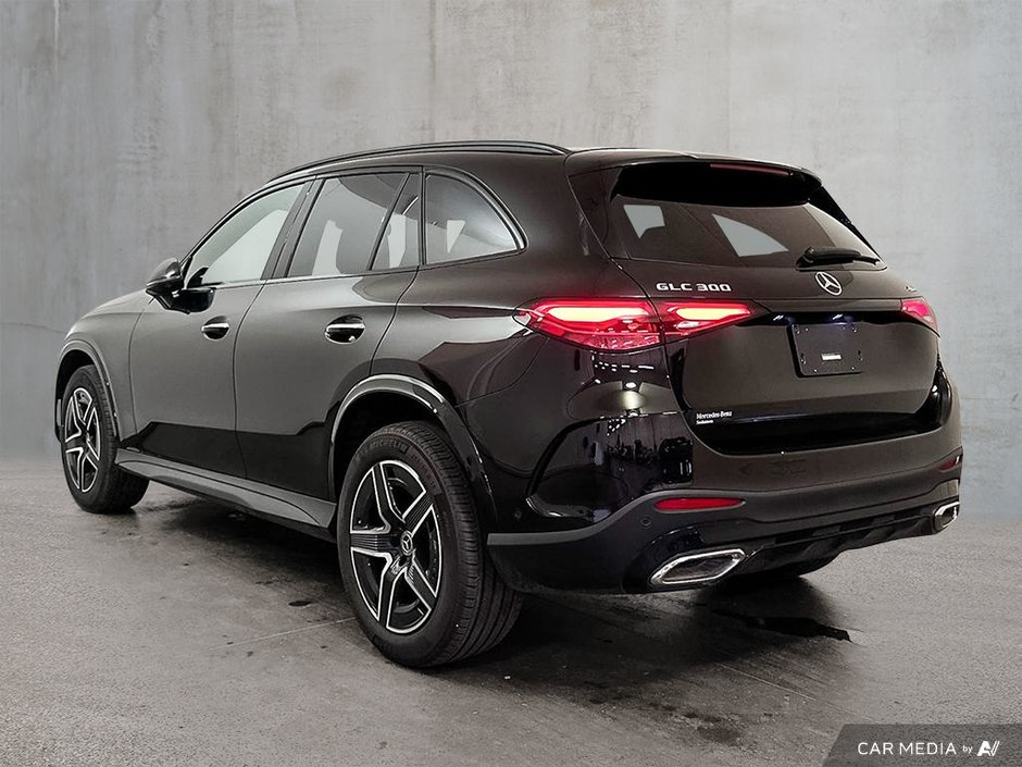 2025 Mercedes-Benz GLC 300 4MATIC