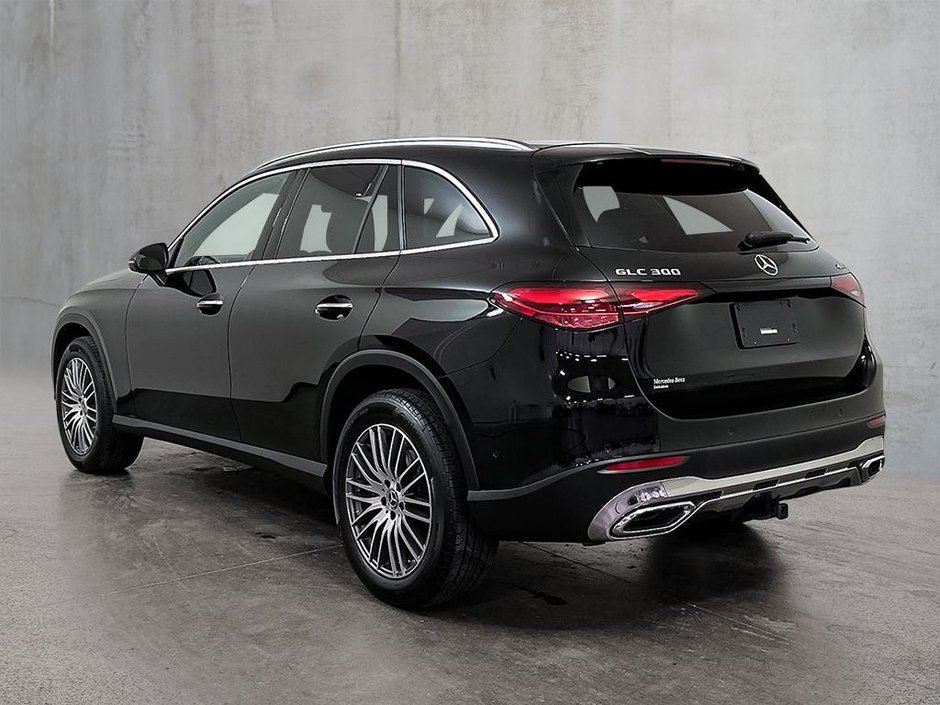 2025 Mercedes-Benz GLC 300