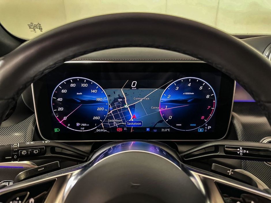 2025 Mercedes-Benz GLC 300