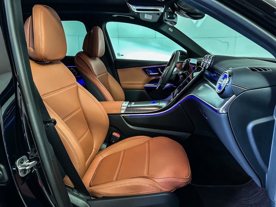 2025 Mercedes-Benz GLC 300