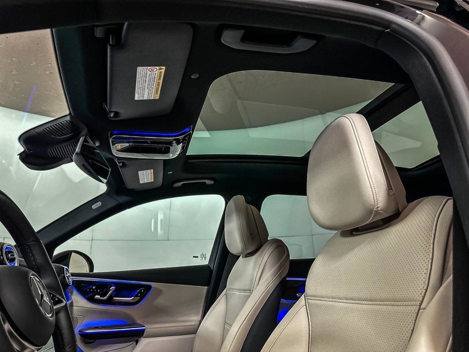 2025 Mercedes-Benz GLC 300