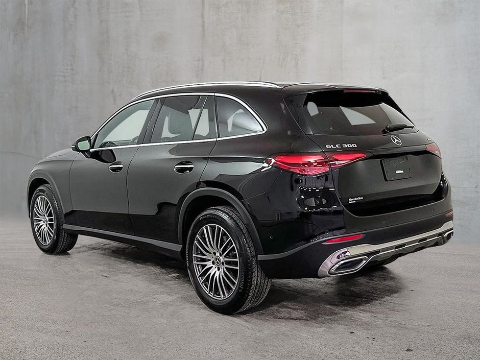2025 Mercedes-Benz GLC 300
