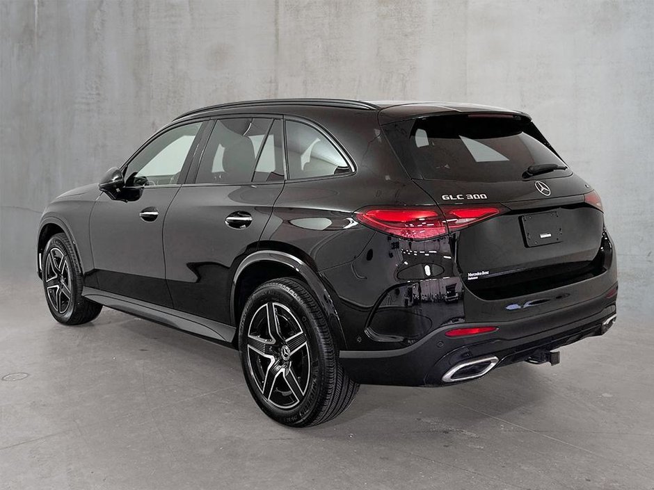 2025 Mercedes-Benz GLC 300
