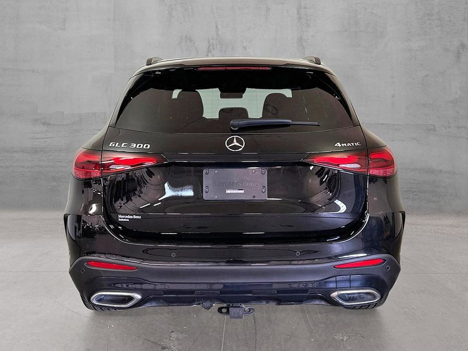 2025 Mercedes-Benz GLC 300